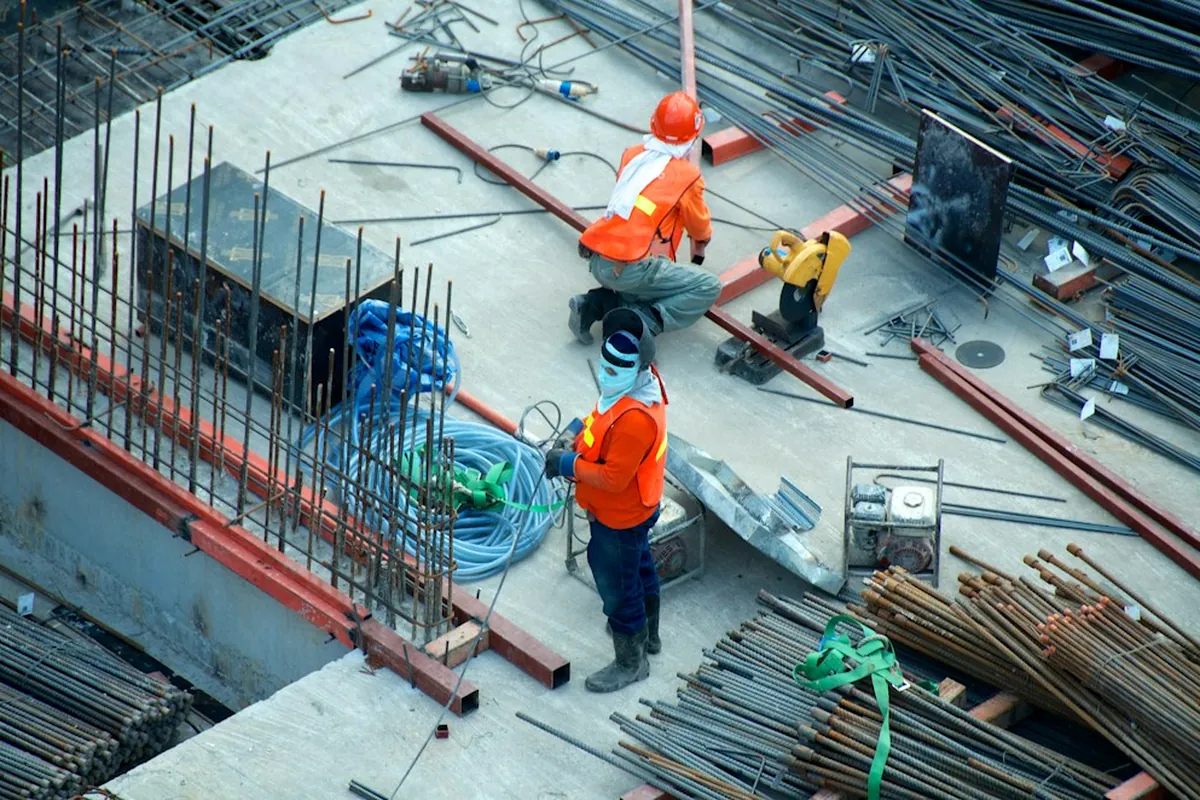 Illustrative site installation and modular workstation erection